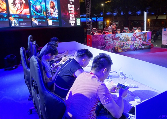 他们依旧具 他们依旧具